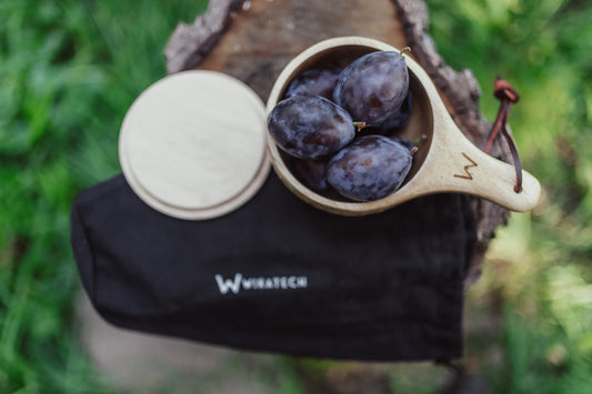 Holztasse mit Deckel und robustem Baumwollbeutel